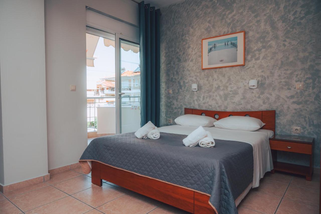 Dionysos Rooms Olympiakí Aktí Exterior foto