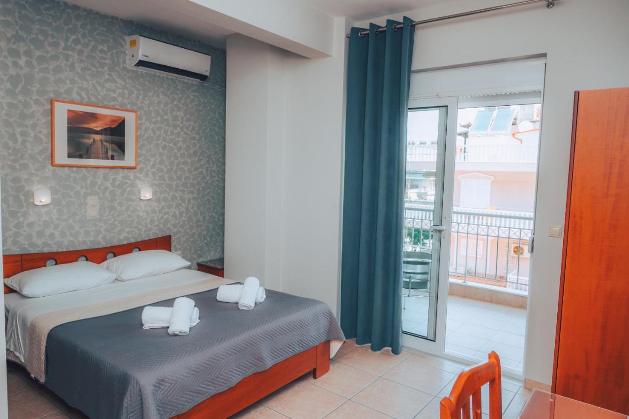 Dionysos Rooms Olympiakí Aktí Exterior foto