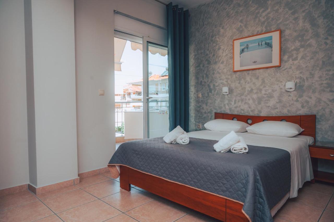 Dionysos Rooms Olympiakí Aktí Exterior foto