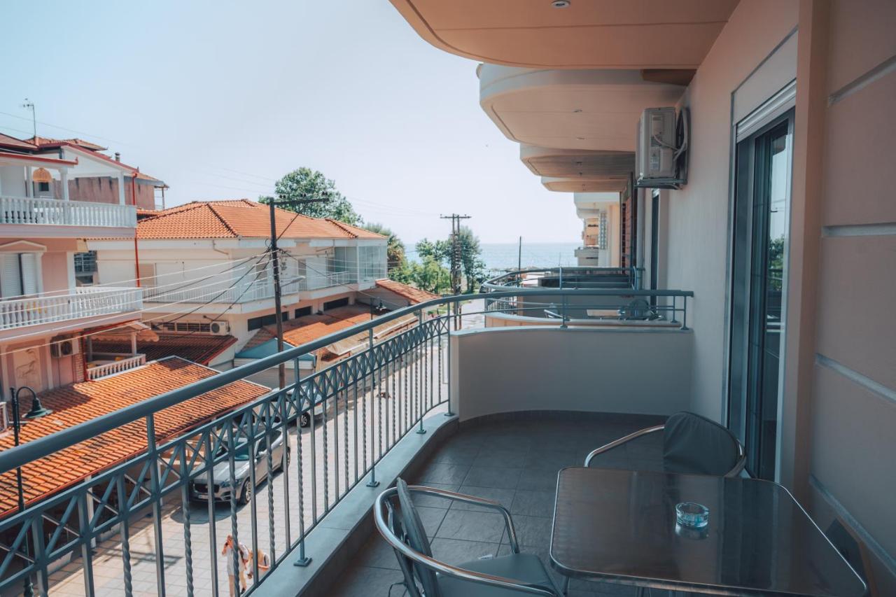 Dionysos Rooms Olympiakí Aktí Exterior foto