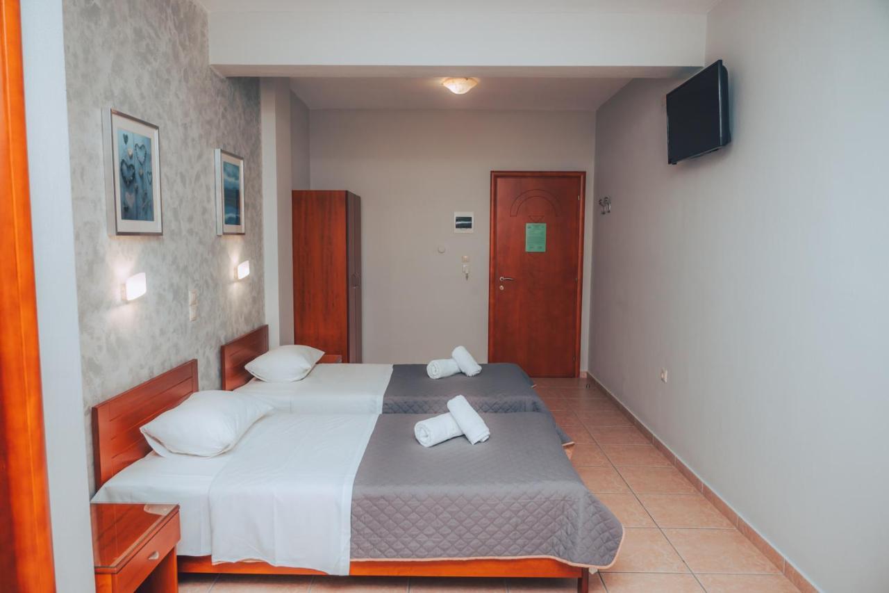Dionysos Rooms Olympiakí Aktí Exterior foto