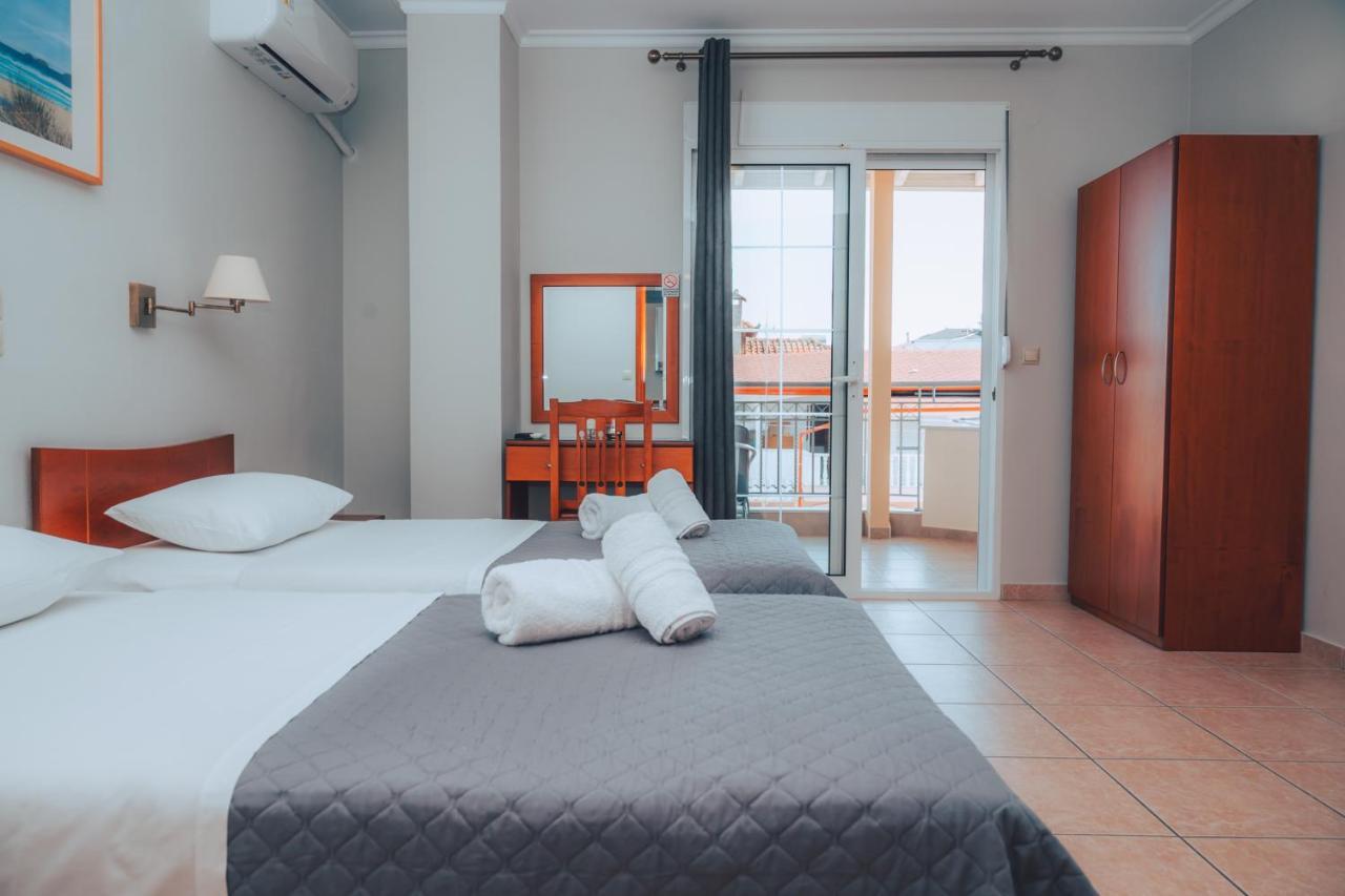 Dionysos Rooms Olympiakí Aktí Exterior foto