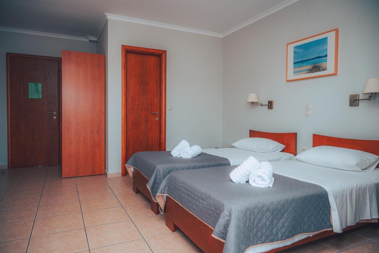 Dionysos Rooms Olympiakí Aktí Exterior foto