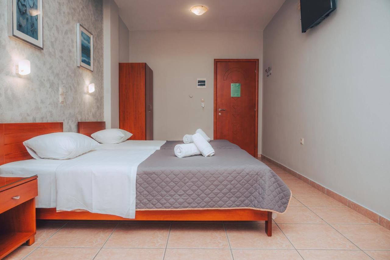 Dionysos Rooms Olympiakí Aktí Exterior foto